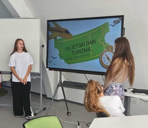 Uenice prezentiraju projekti